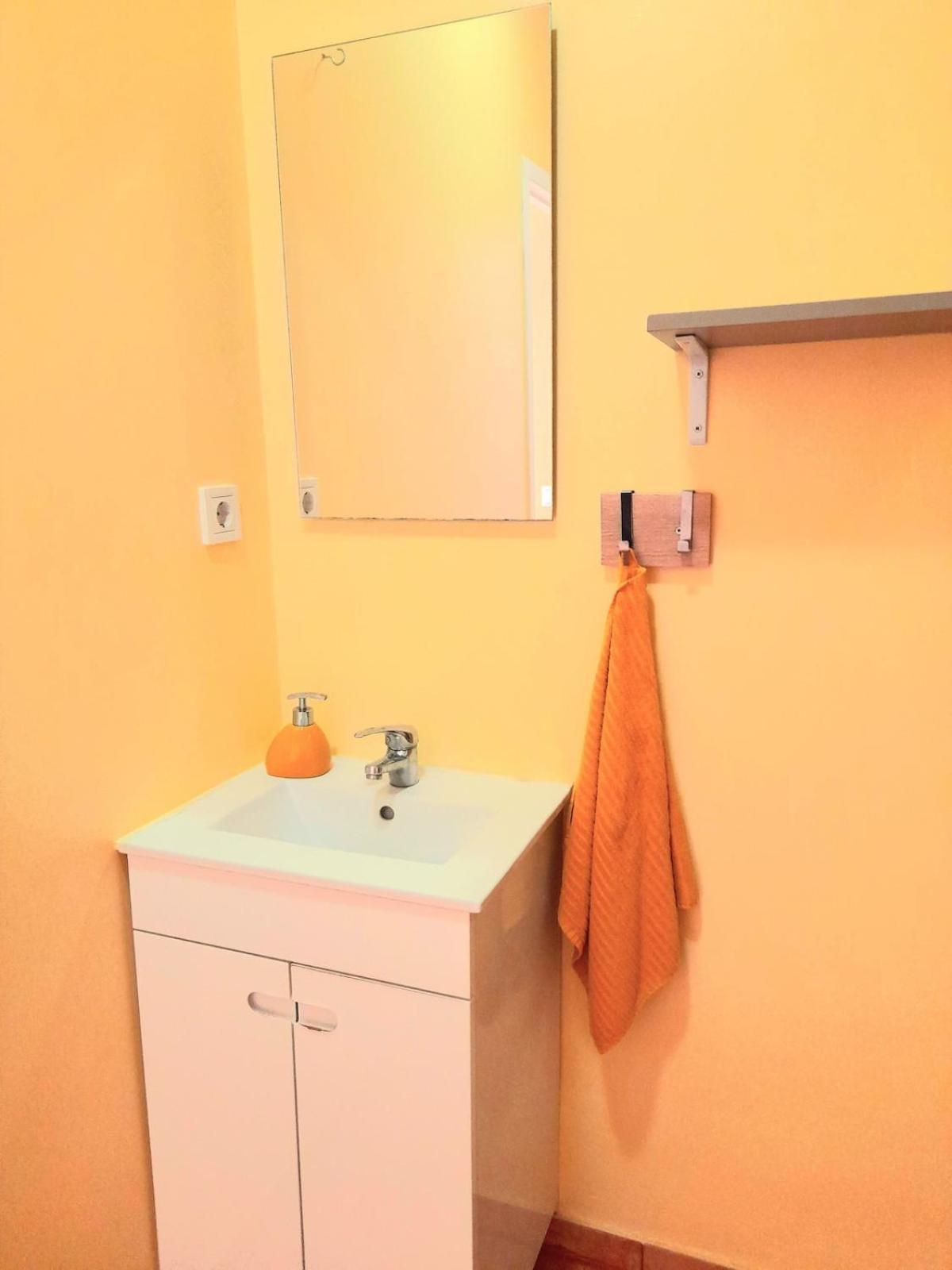 Metro Arroios Apartment